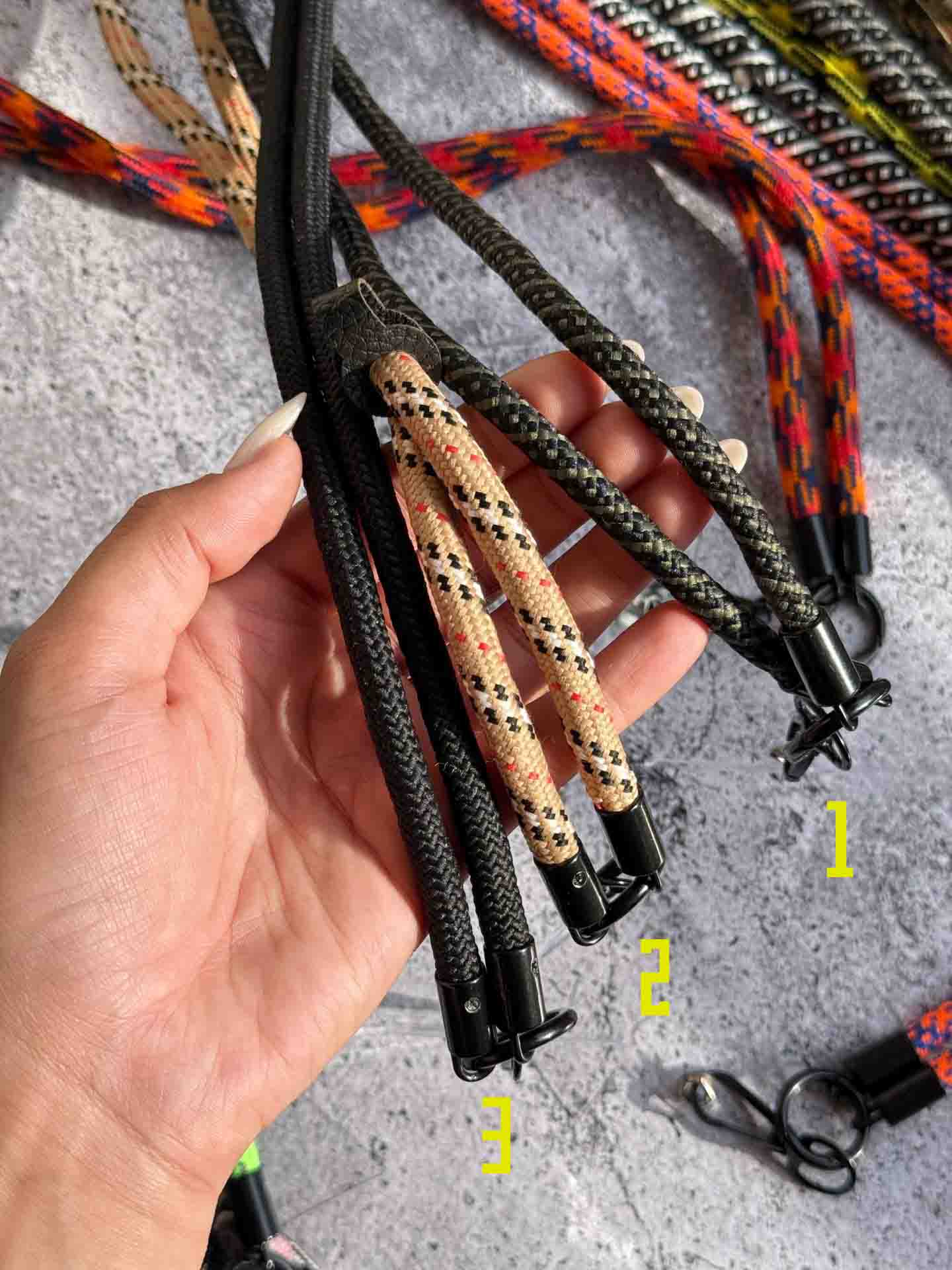 بند گوشی گردنی تک قلاب