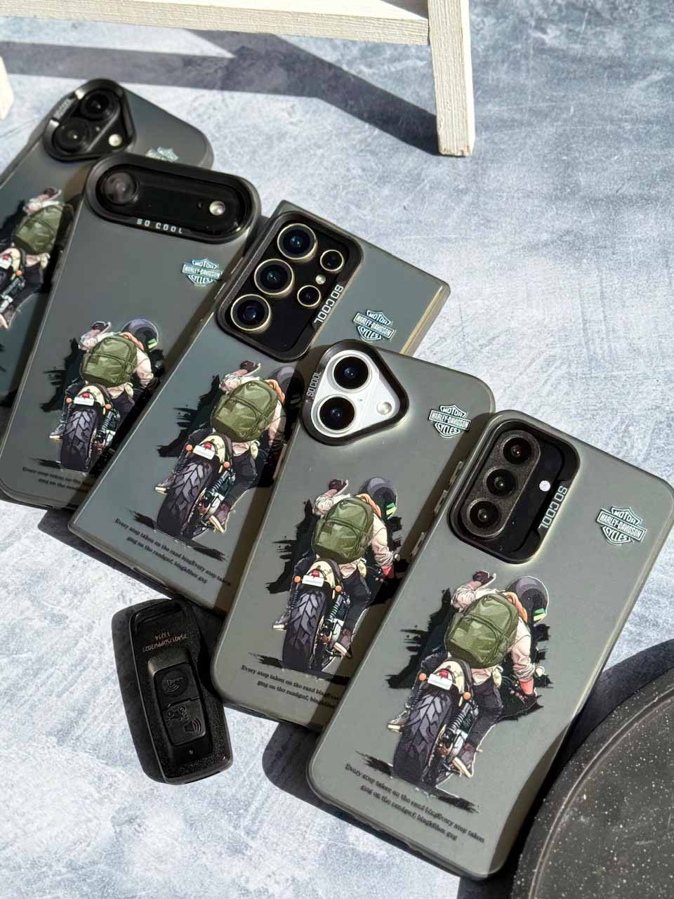 قاب گوشی موتور رایدر نمای نزدیک